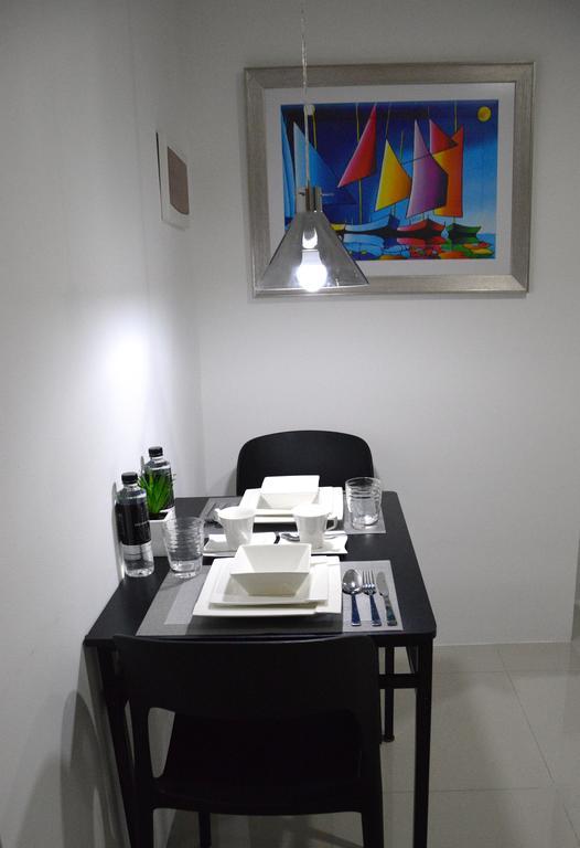 Jazz Makati Luxury Apartment Manille Extérieur photo